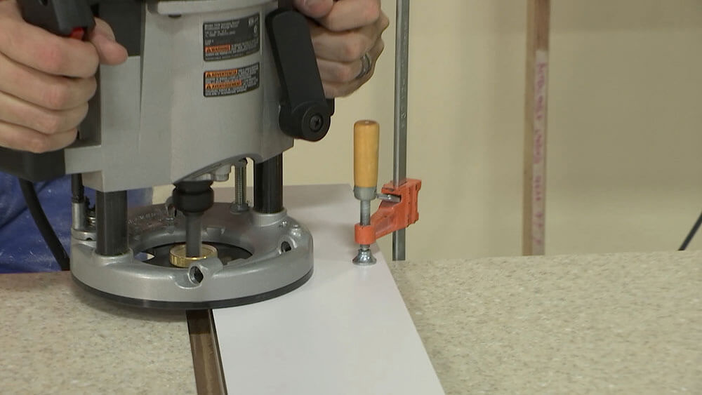 How to Cut a Straight Line with a Router