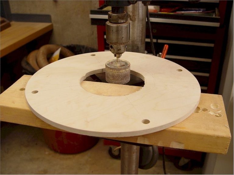 How you can create center Jig for circular items with a drill press