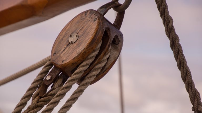 Pulley System Guide: How Does a Pulley Work?