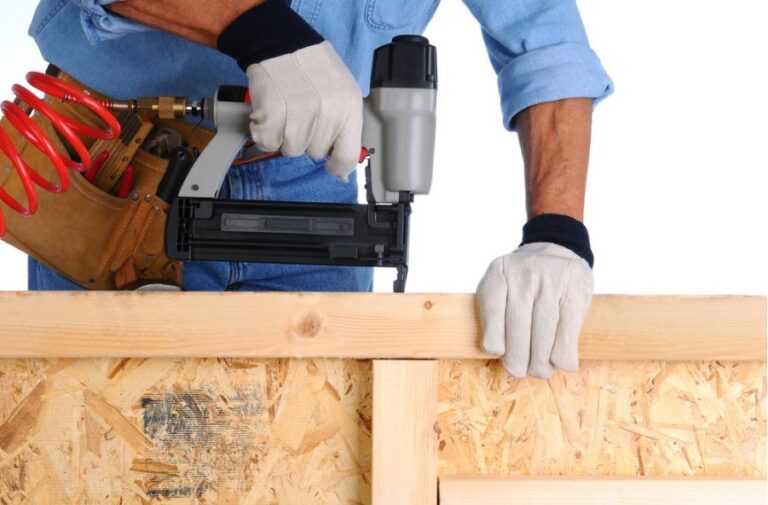 How to Avoid Splitting the Wood with a Nail Gun